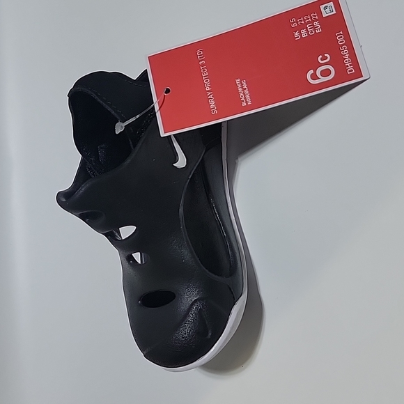 6c nike sandals